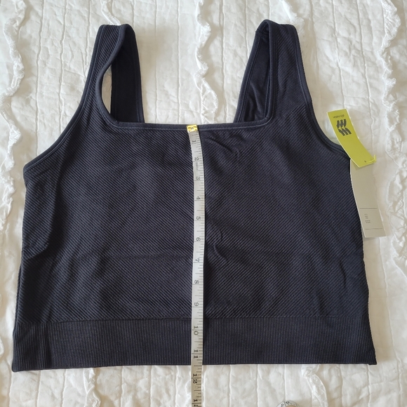 All In Motion Cropped Seamless Ribbed Tank XXL NWT Black Square Neckline Stretch - Picture 13 of 14